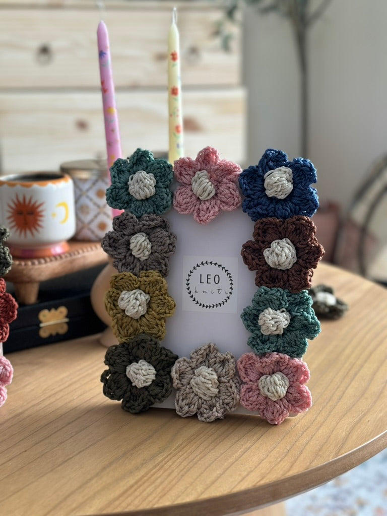 Crochet Flower Frame